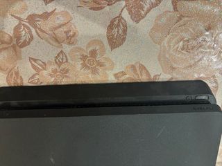 PS4 Slim Sony Nera
