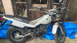 Yamaha TW200 Blanca