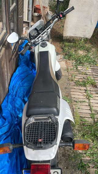 Yamaha TW200 Blanca