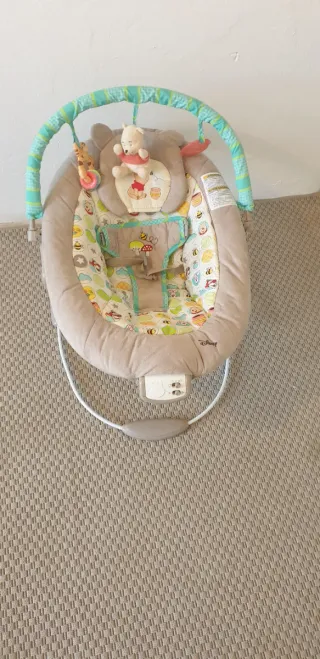 Hamaca Bebé Winnie the Pooh con Vibración y Música