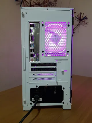 PC Gaming Ryzen 7 3800X 16GB RAM GTX 1660 Super