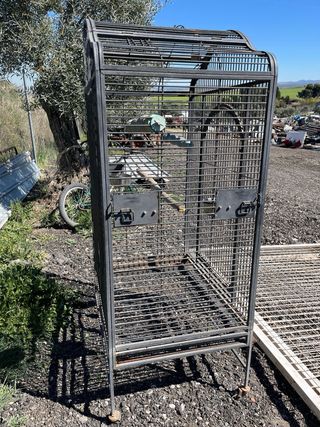 Jaula para loros grande