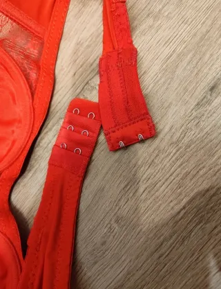 Reggiseno Luna rosso pizzo 80C