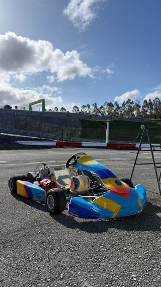 Kart de competición Motor Iame x30 super 175cc
