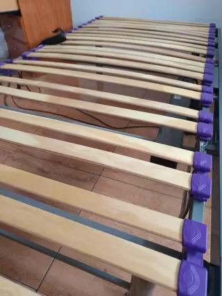 Cama articulada con colchón impermeable