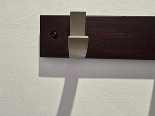 Lote entrada-recibidor: mesa, espejo y perchero