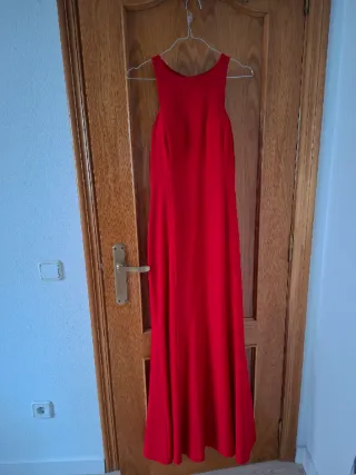 Vestido largo marca Betzzia
