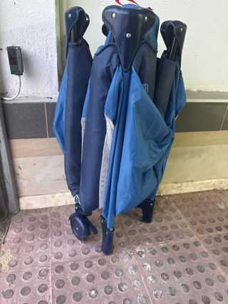 Cuna de viaje azul