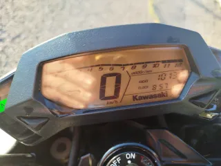 Kawasaki Z 125 Negra y Verde