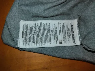 Camiseta Jack & Jones gris talla M 2x1en todas