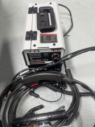Soldadora MIG/MMA 160A Inverter
