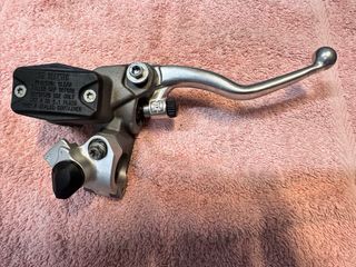 Bomba y pinza Braktec para Husqvarna/KTM