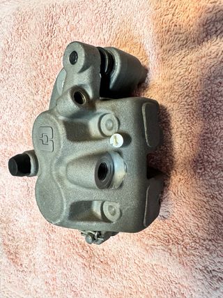 Bomba y pinza Braktec para Husqvarna/KTM