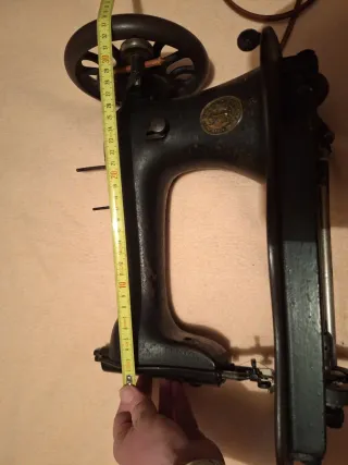 Máquina de coser Singer antigua