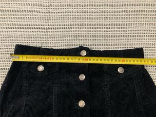 Falda pana negra botones vintage