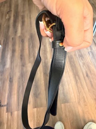 Cinturón Gucci GG Dorado Negro