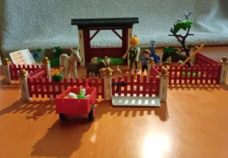 Playmobil Estación de Cuidados al Aire Libre