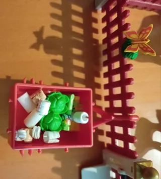 Playmobil Estación de Cuidados al Aire Libre