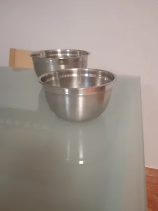 Conjunto 2 cuencos metálicos