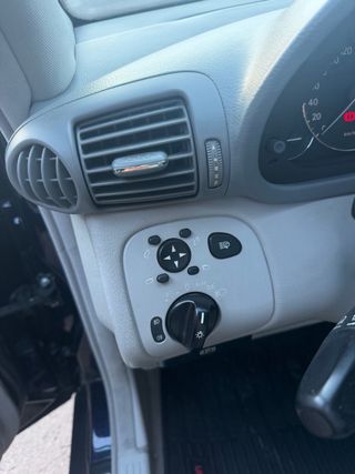 Mercedes-Benz Clase C 2006