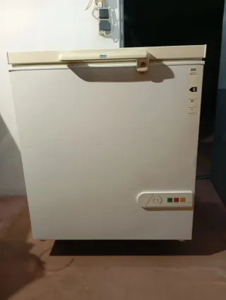 Congelador arcón blanco