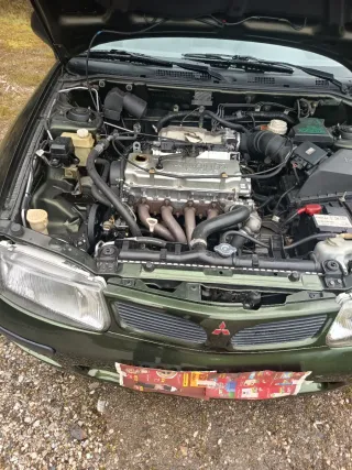 Mitsubishi Carisma 1998