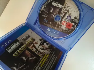 Grand Theft Auto V / Online PS4