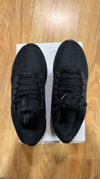 Zapatillas Nike Pegasus 40 | Talla 42.5 Negras