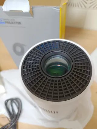 Proyector LED Mini Como Nuevo