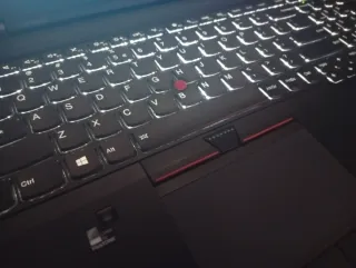 Lenovo Thinkpad i7 16 Ram, 15 pulgads