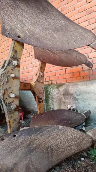 Vertederas reversibles para arado