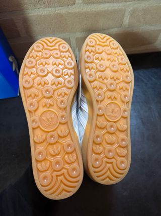 Adidas Gazelle Indoor "Wonder Silver"