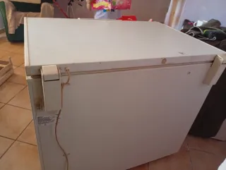 Congelador horizontal grande Zanussi