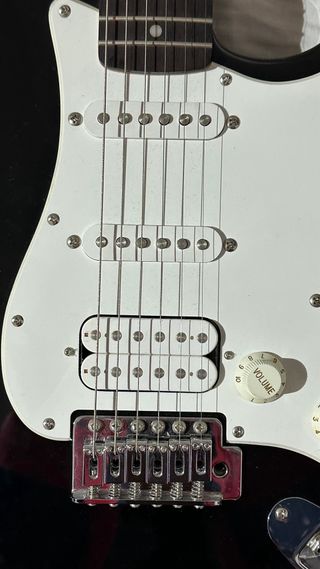 Guitarra Eléctrica Squier Bullet Stratocaster