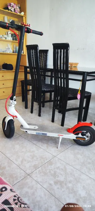Patinete Eléctrico Xiaomi M365