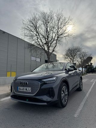AUDI Q4 40 E-TRON 2023 204cv ETIQUETA O EMISIONES