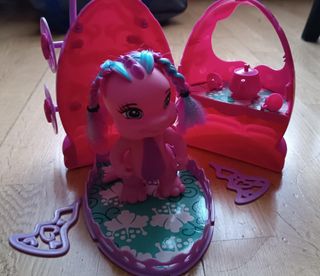 Muñeco Mystic Babies Casa Huevo