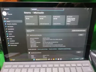 Microsoft Surface Pro 6 • i5 • 8GB RAM • 256GB SSD