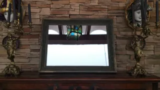 Specchio invecchiato in legno e vetro