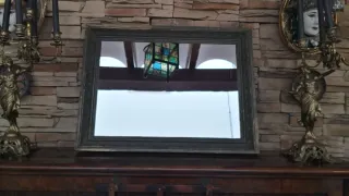 Specchio invecchiato in legno e vetro