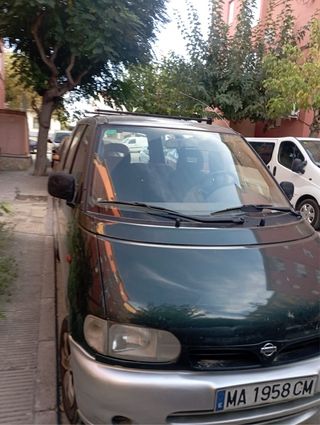 Nissan Serena 1998