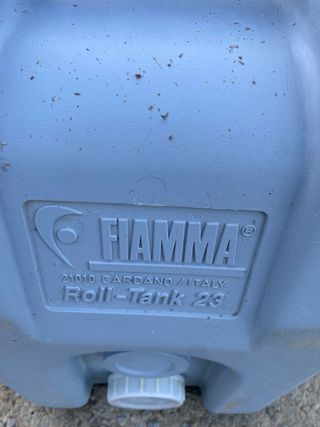 Depósito aguas residuales Fiamma Roll-Tank 23
