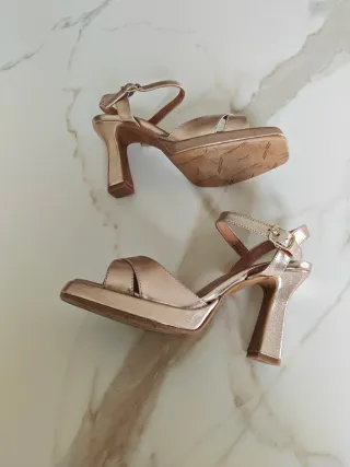 Sandalias tacón rosa bronce número 36