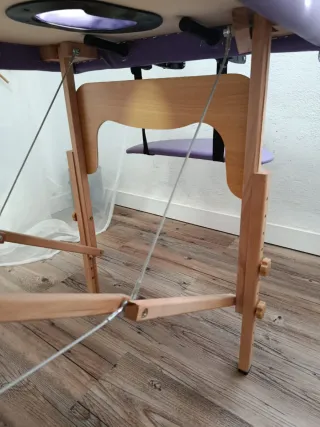 Camilla de masaje completa con 4 botes de aceite