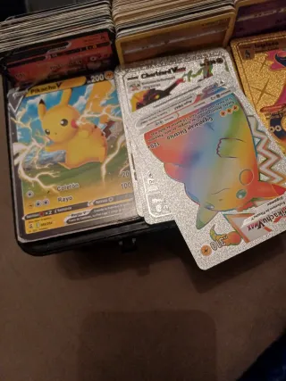 Cartas Pokémon Doradas y Plateadas