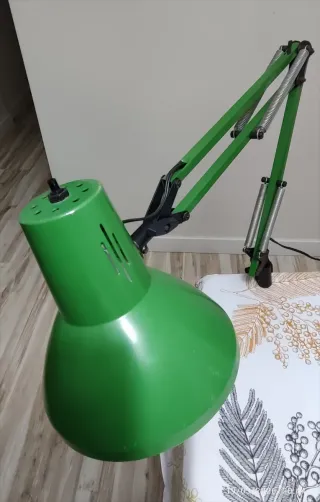 Flexo Metálico Articulado Verde