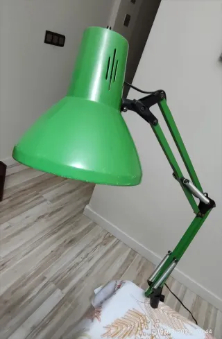 Flexo Metálico Articulado Verde