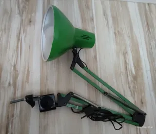 Flexo Metálico Articulado Verde