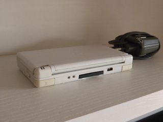 Nintendo DS Lite Blanca + Brain Training