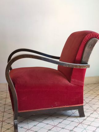 PAREJA DE BUTACAS. MADERA Y TERCIOPELO. ART DECO